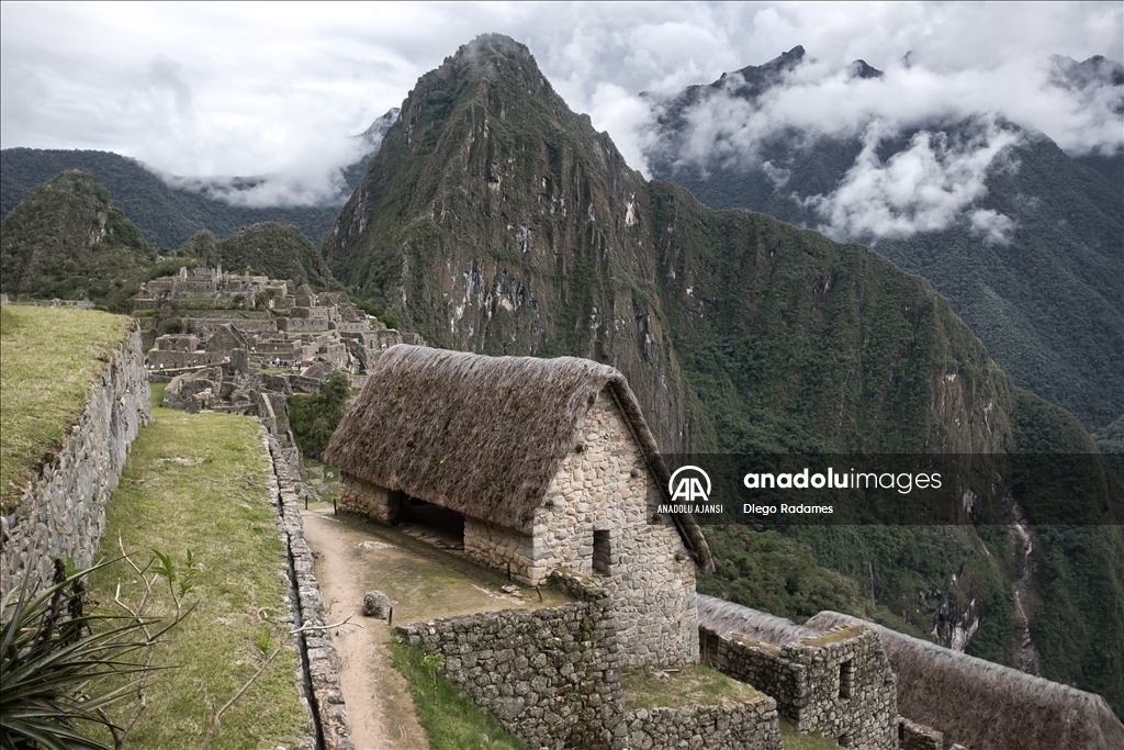 Peru'daki antik İnka şehri Machu Picchu
