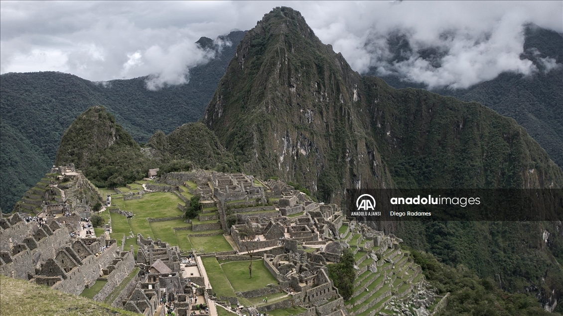 Peru'daki antik İnka şehri Machu Picchu