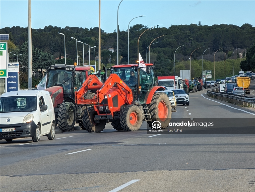 Fransa'da çiftçiler, hükümetin tarım krizinin çözümüne yönelik adımlarını yeterli bulmuyor