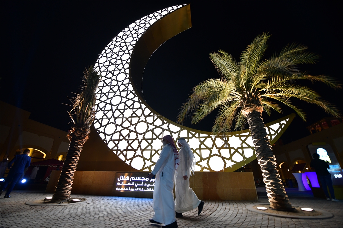 Kuveyt'te en büyük ramazan hilali