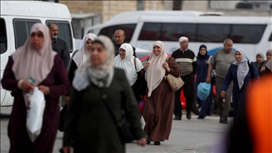 Ramazan ayının üçüncü cuma namazı için Batı Şeria'dan Kudüs'e geçişler