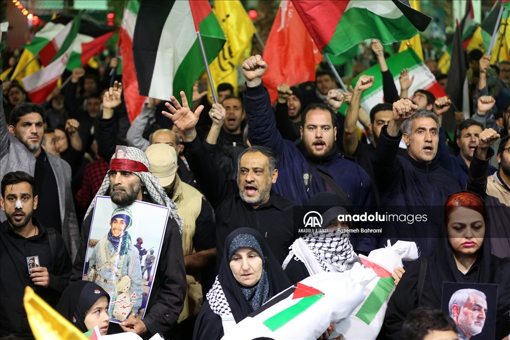 İran'ın Şam’daki diplomatik misyonuna düzenlenen saldırı Tahran'da protesto edildi