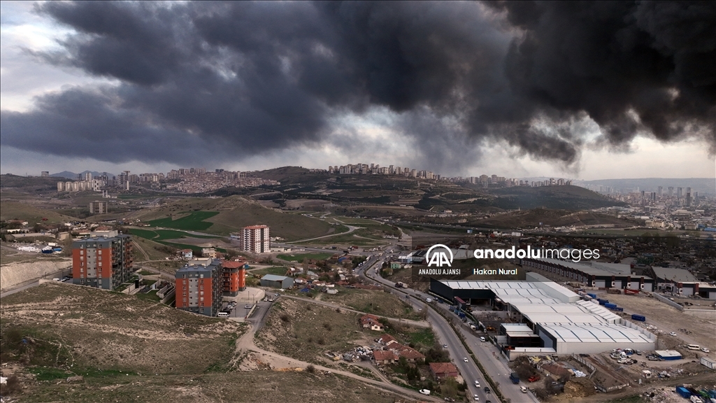 Ankara Hurdacılar Sanayi Sitesi'nde yangın çıktı