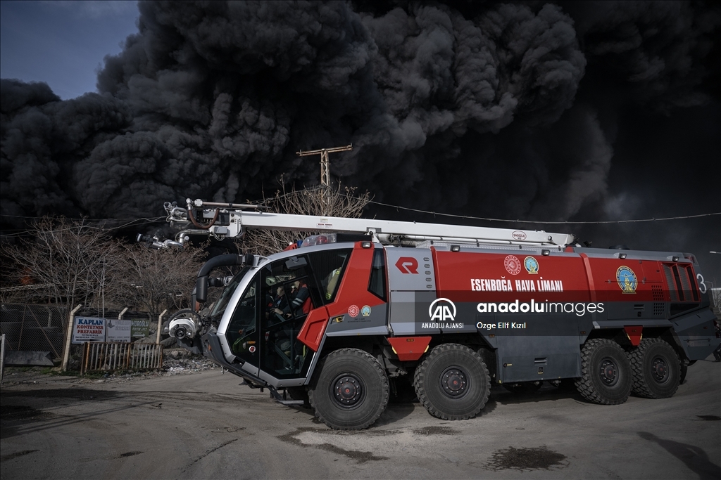 Ankara Hurdacılar Sanayi Sitesi'nde yangın çıktı