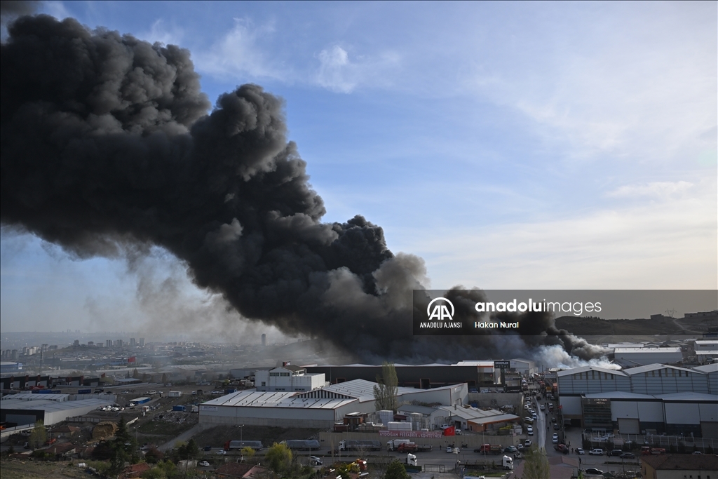 Ankara Hurdacılar Sanayi Sitesi'nde yangın çıktı