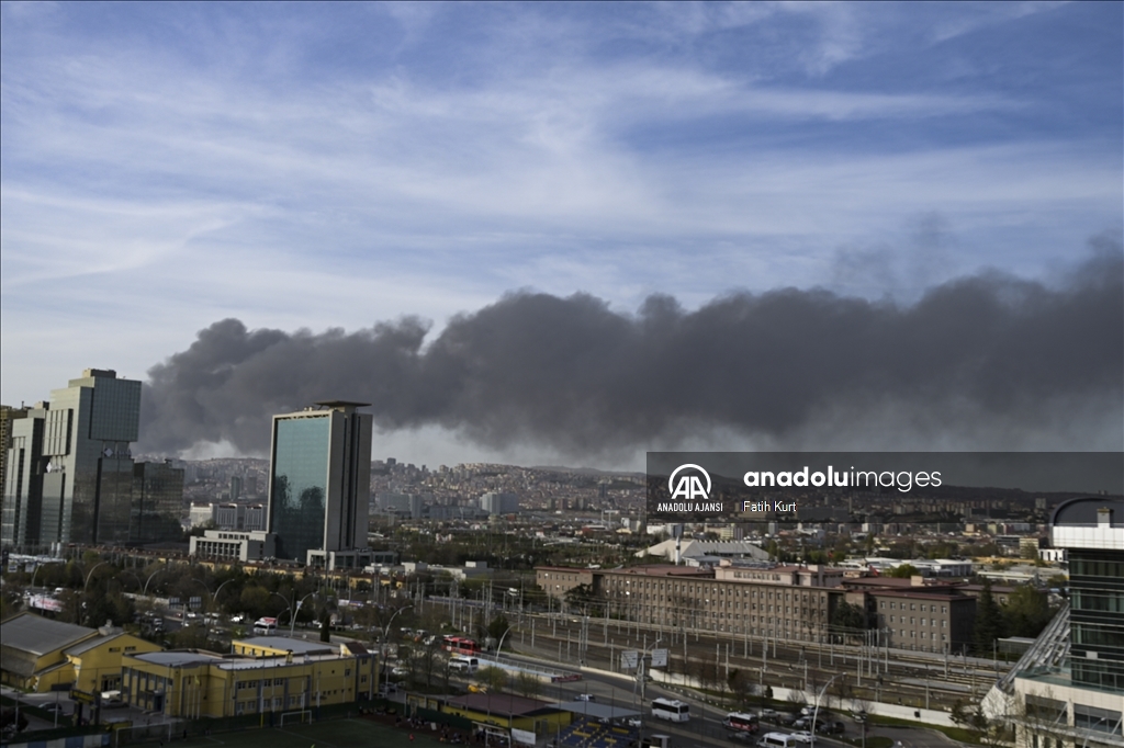 Ankara Hurdacılar Sanayi Sitesi'nde yangın çıktı