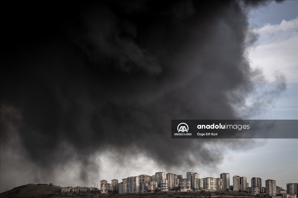 Ankara Hurdacılar Sanayi Sitesi'nde yangın çıktı