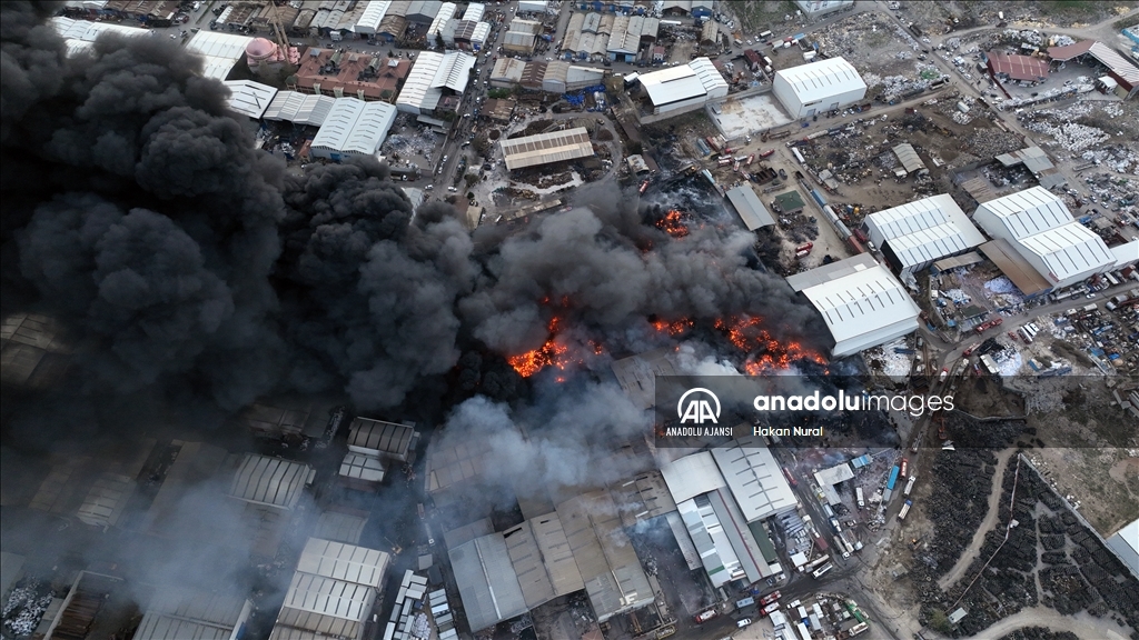 Ankara Hurdacılar Sanayi Sitesi'nde yangın çıktı