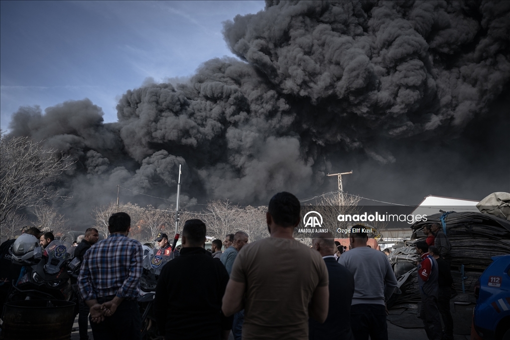 Ankara Hurdacılar Sanayi Sitesi'nde yangın çıktı