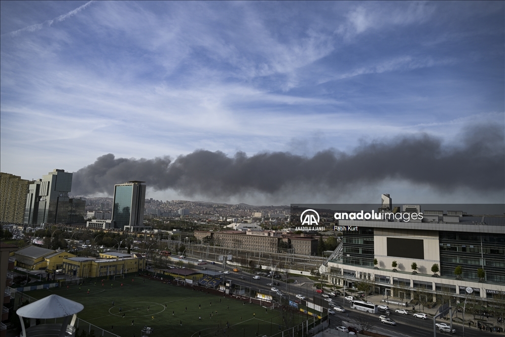 Ankara Hurdacılar Sanayi Sitesi'nde yangın çıktı