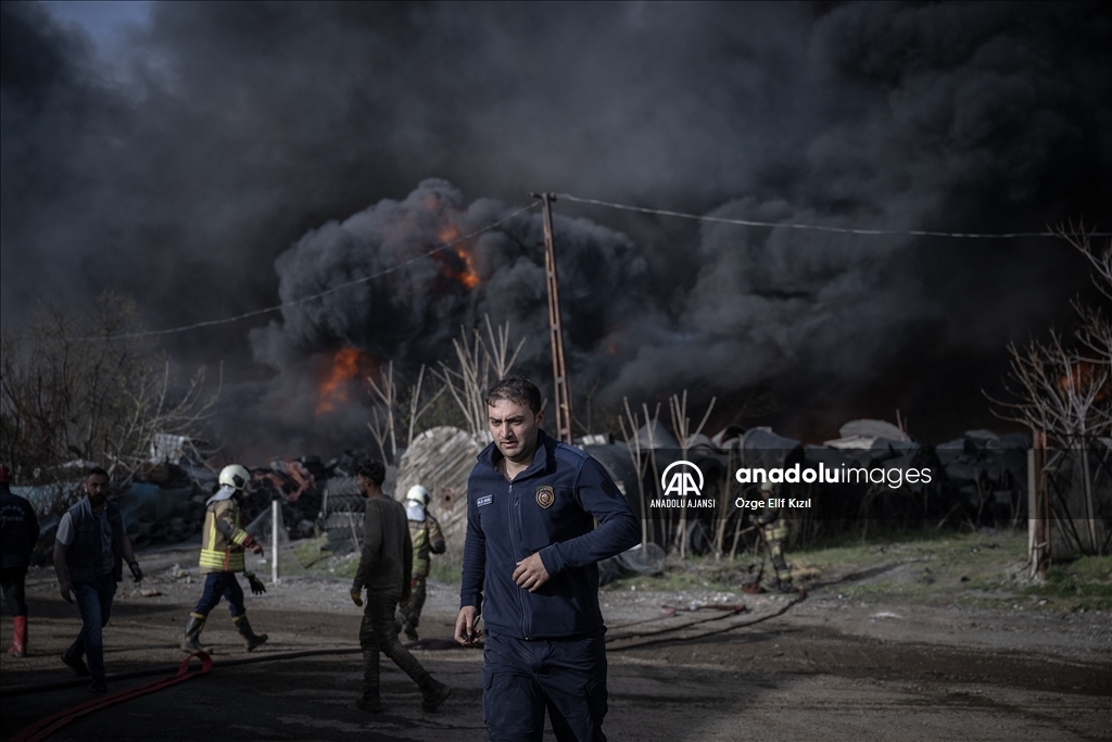 Ankara Hurdacılar Sanayi Sitesi'nde yangın çıktı