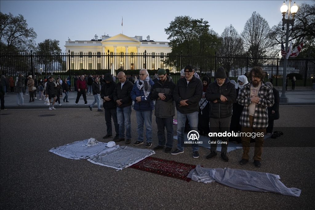 Beyaz Saray önünde, Gazze de ateşkes talebi ile gösteri düzenlendi  