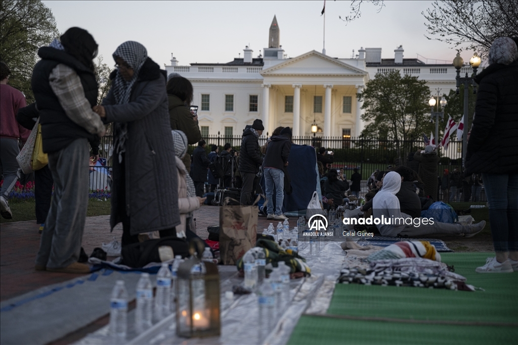 Beyaz Saray önünde, Gazze de ateşkes talebi ile gösteri düzenlendi  