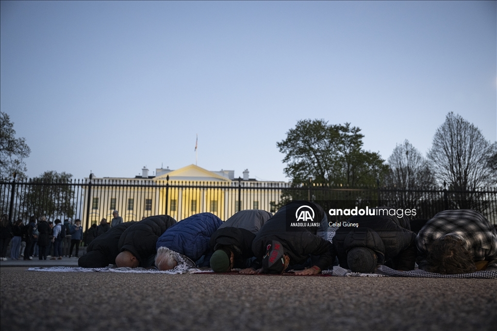 Beyaz Saray önünde, Gazze de ateşkes talebi ile gösteri düzenlendi  