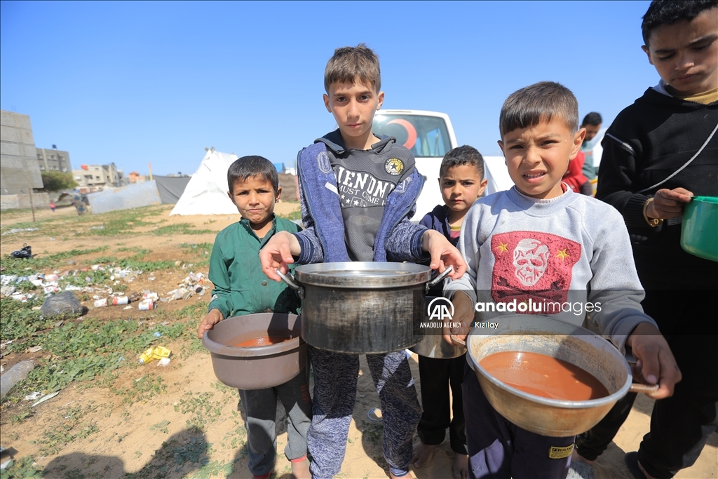 6 أشهر على الحرب.. تركيا تواصل رفد غزة بالمساعدات
