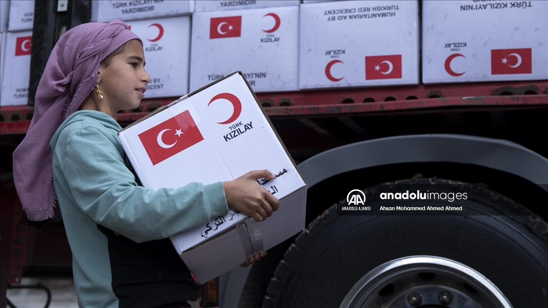 Türk Kızılaydan Erbil'de mülteci kampındaki ihtiyaç sahibi ailelere ramazan yardımı