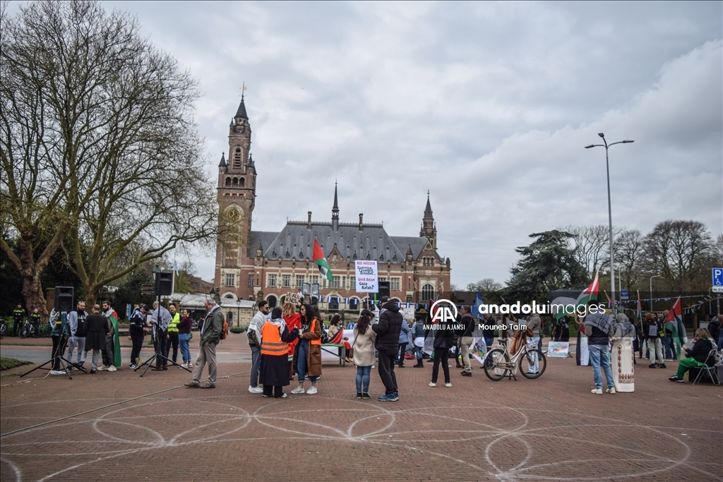 Hollanda'da Filistin yanlısı gösteri düzenlendi