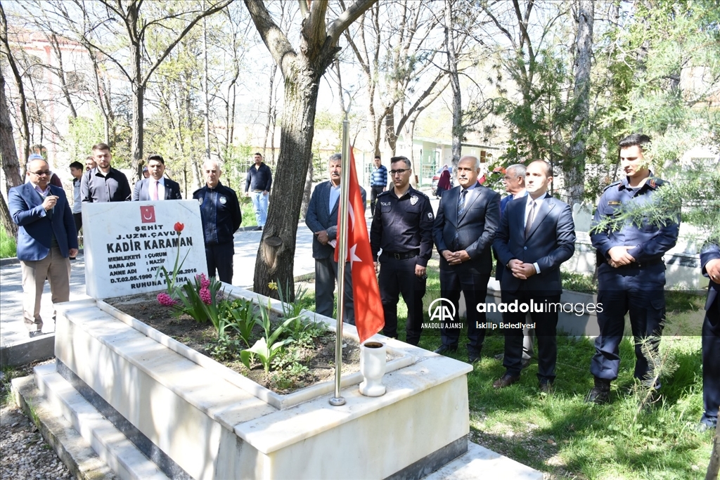 İskilip'te Ramazan Bayramı dolayısıyla şehit kabirleri ziyaret edildi