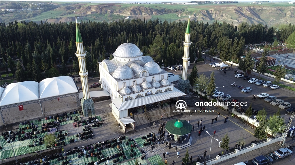 Adıyaman'da bayram namazı kılındı