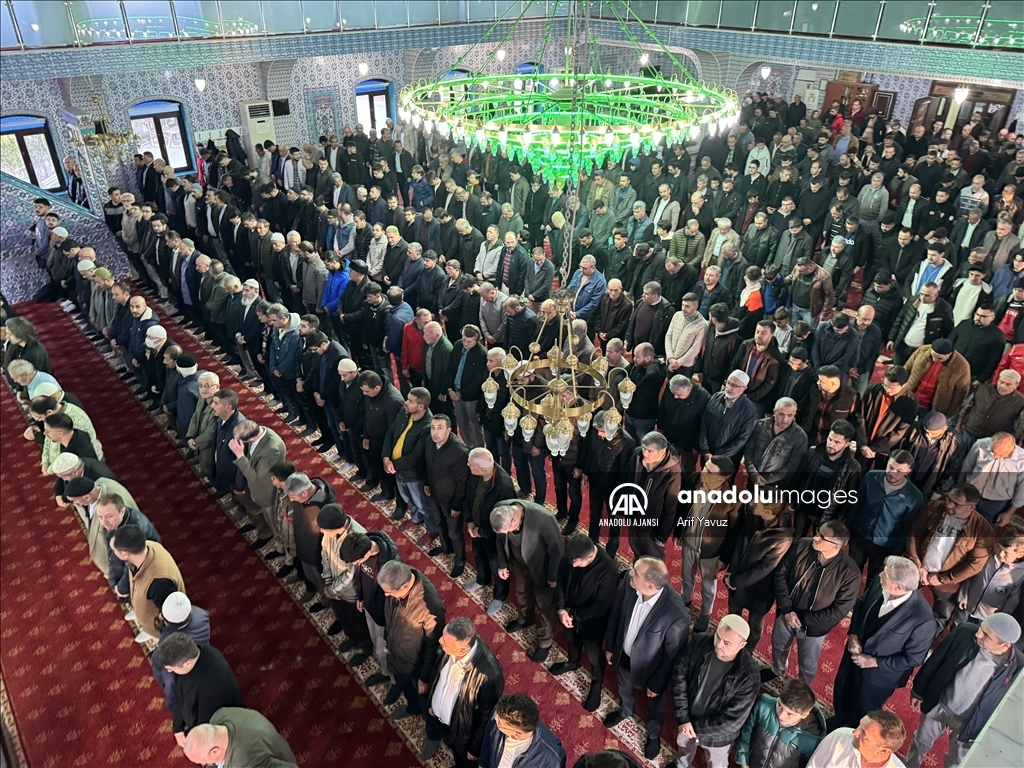 Afyonkarahisar'da Ramazan Bayramı namazı kılındı