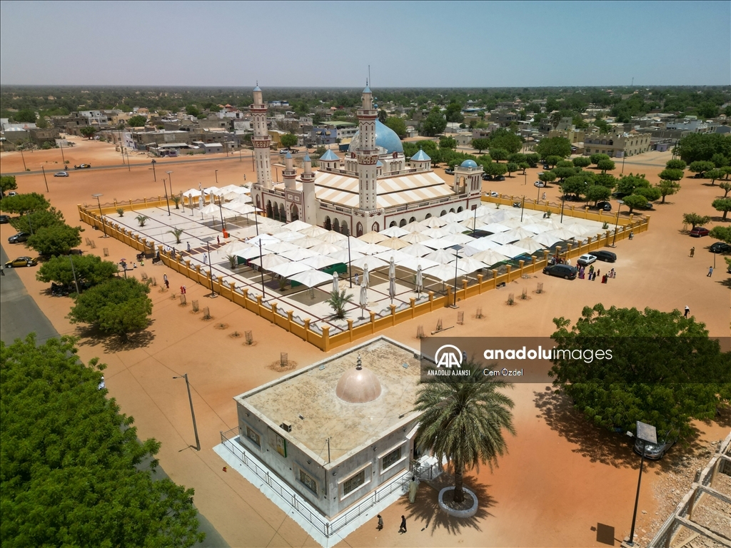 Senegal'de inşaatında Türklerin de çalıştığı Diourbel Ulu Cami tarihe ...