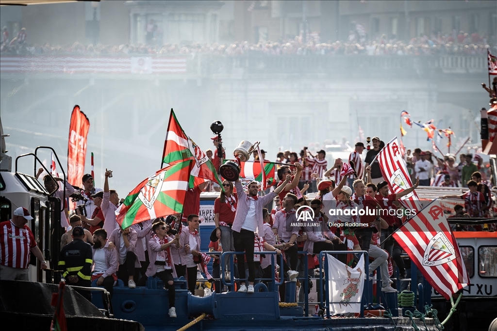 Athletic Bilbao 40 yıl sonra kazandığı Kral Kupası için tarihi kutlama yaptı
