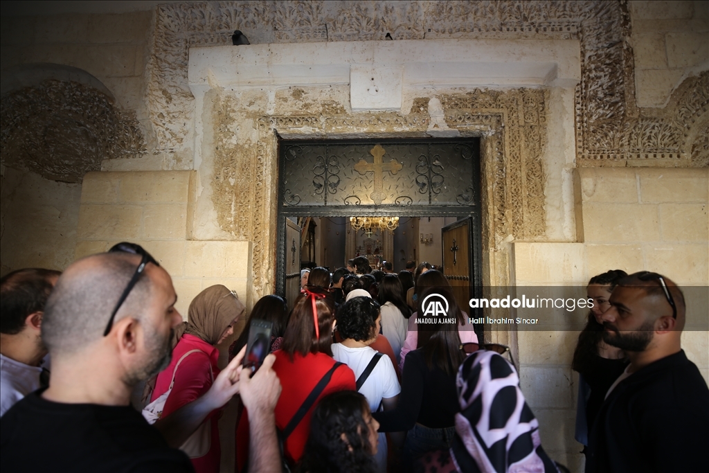 Medeniyetler şehri Mardin bayram tatilinde ziyaretçilerle doldu