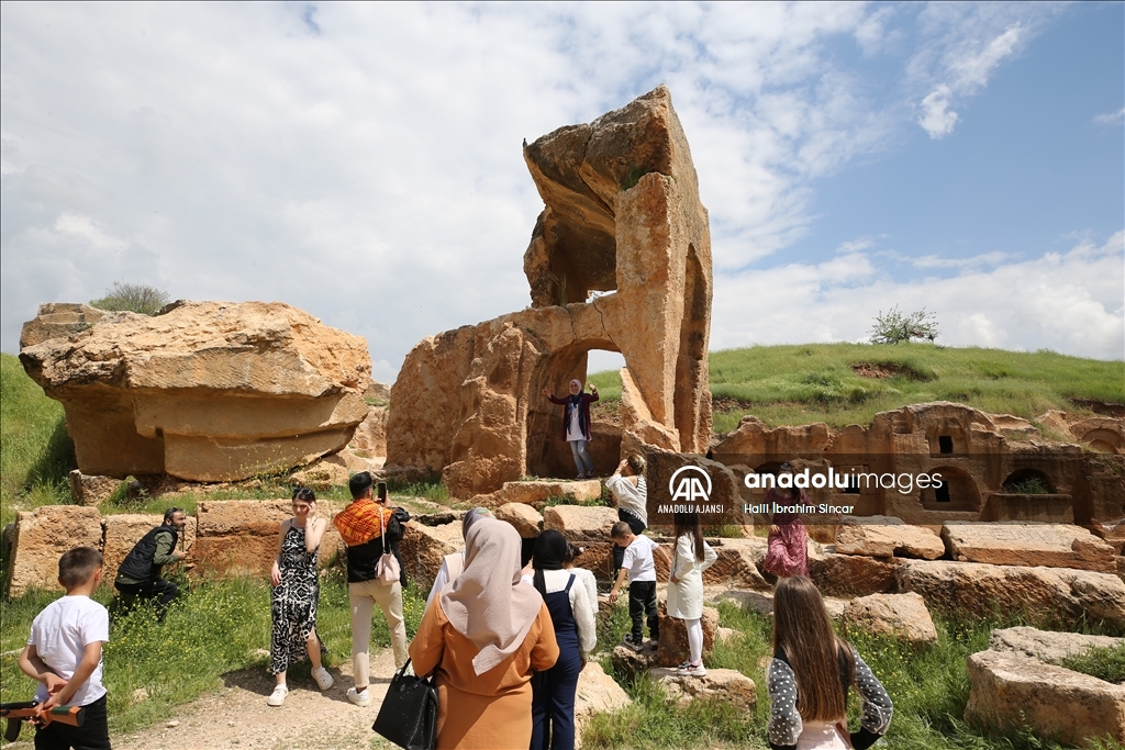 Medeniyetler şehri Mardin bayram tatilinde ziyaretçilerle doldu