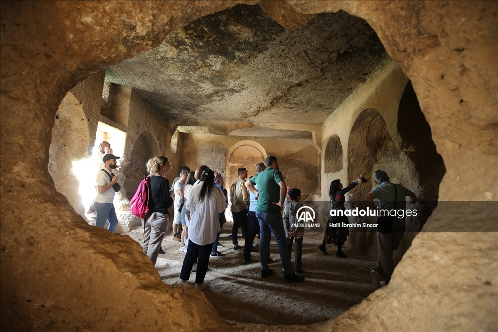 Medeniyetler şehri Mardin bayram tatilinde ziyaretçilerle doldu