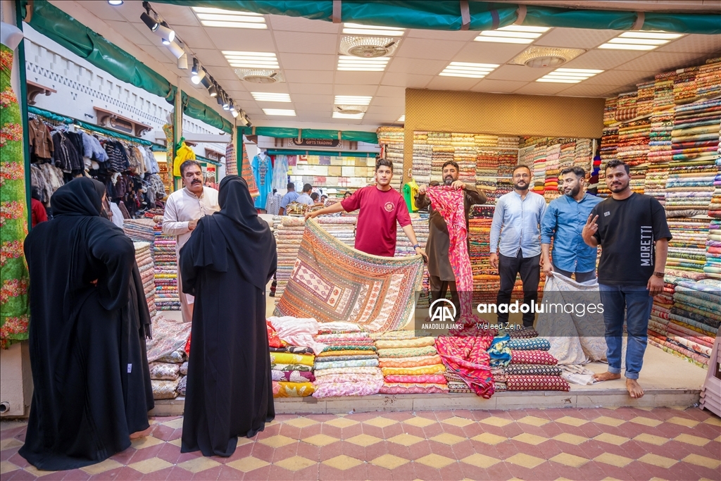 Dubai'deki "Global Köy" yoğun ilgi görüyor
