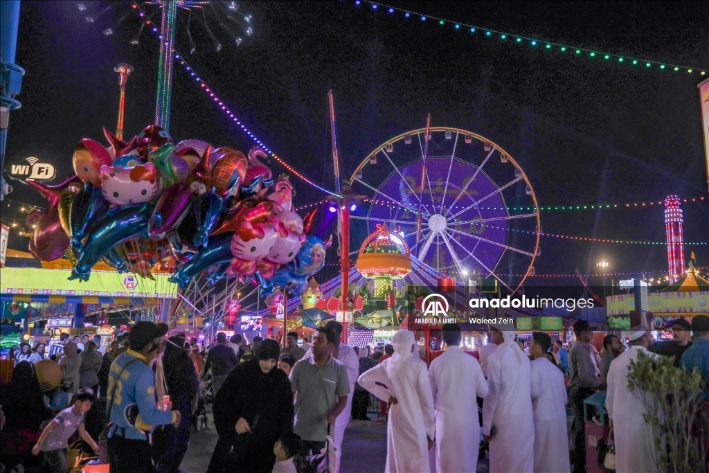 Dubai'deki "Global Köy" yoğun ilgi görüyor