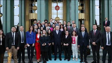 Cumhurbaşkanı Erdoğan, Kabine Toplantısı sonrası basın mensuplarıyla sohbet etti