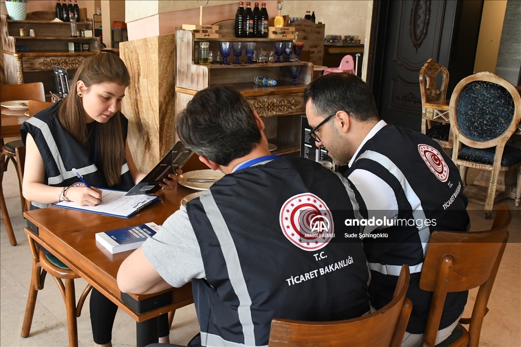 Adana'da kafe ve restoranlar denetlendi