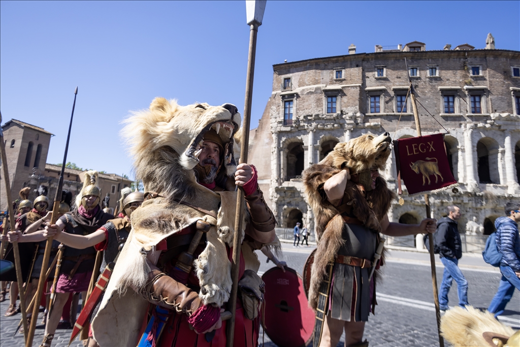 Roma'nın 2 bin 777'nci doğum günü kutlandı