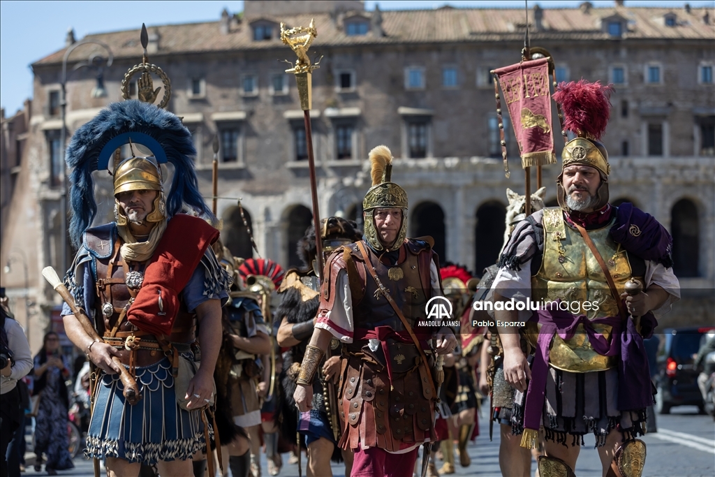 Roma'nın 2 bin 777'nci doğum günü kutlandı