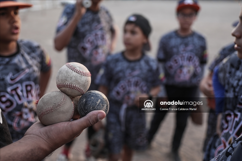 Peru'daki Beyzbol okulu Astros, genç nesiller yetiştiriyor