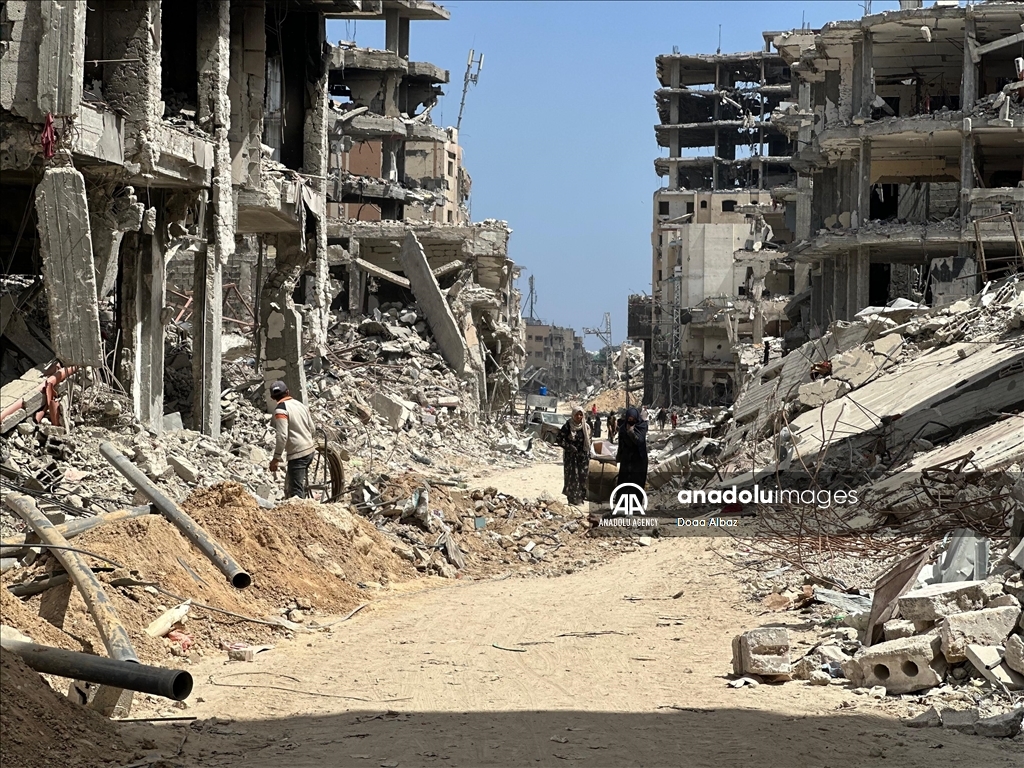 Израильские бомбардировки превратили в развалины город Хан-Юнус в Газе
