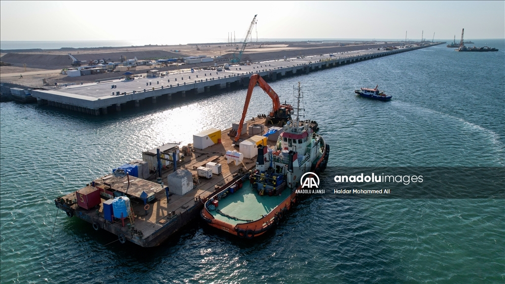 Basra kentindeki Büyük Faw Limanı'nın inşası devam ediyor