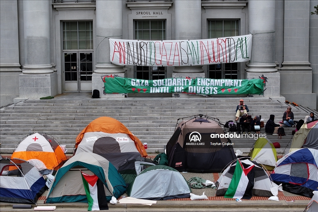 Berkeley Üniversitesi kampüsünde Filistin yanlısı protesto düzenlendi
