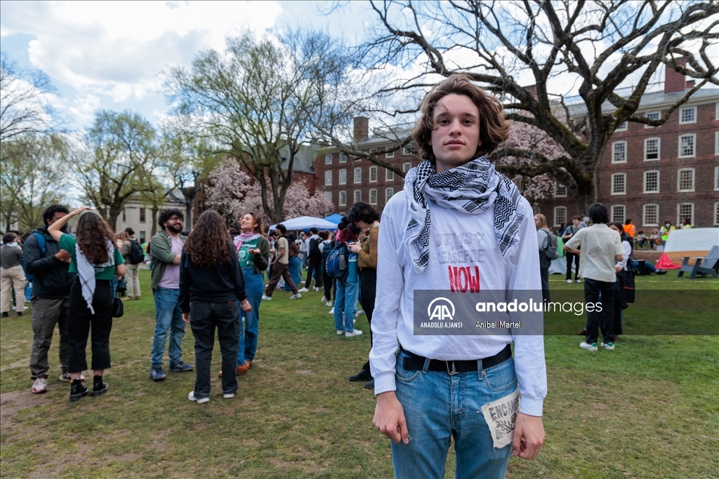 Brown Üniversitesi öğrencilerinden Filistin'e destek gösterisi