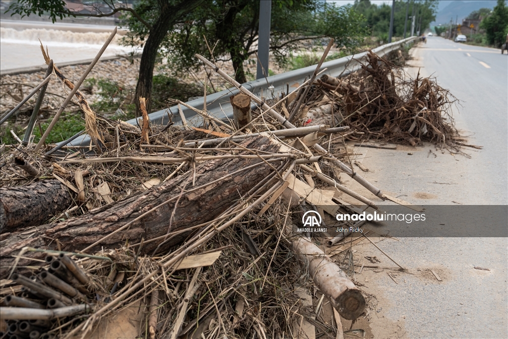 Çin'de yaşanan sele dönüşen şiddetli yağış Guangdong eyaletini vurdu