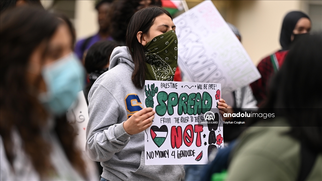 San Jose Eyalet Üniversitesi öğrencileri Filistin'e destek gösterisi düzenledi