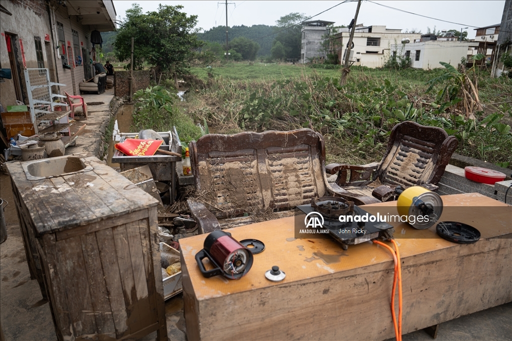 Çin'de yaşanan sele dönüşen şiddetli yağış Guangdong eyaletini vurdu