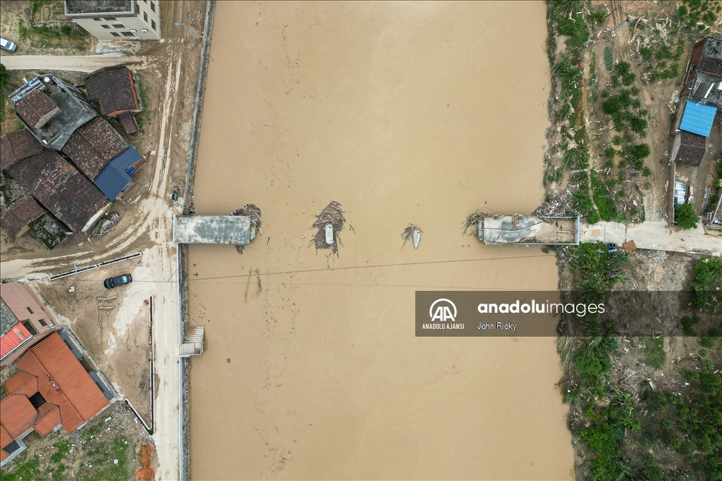 Çin'de yaşanan sele dönüşen şiddetli yağış Guangdong eyaletini vurdu