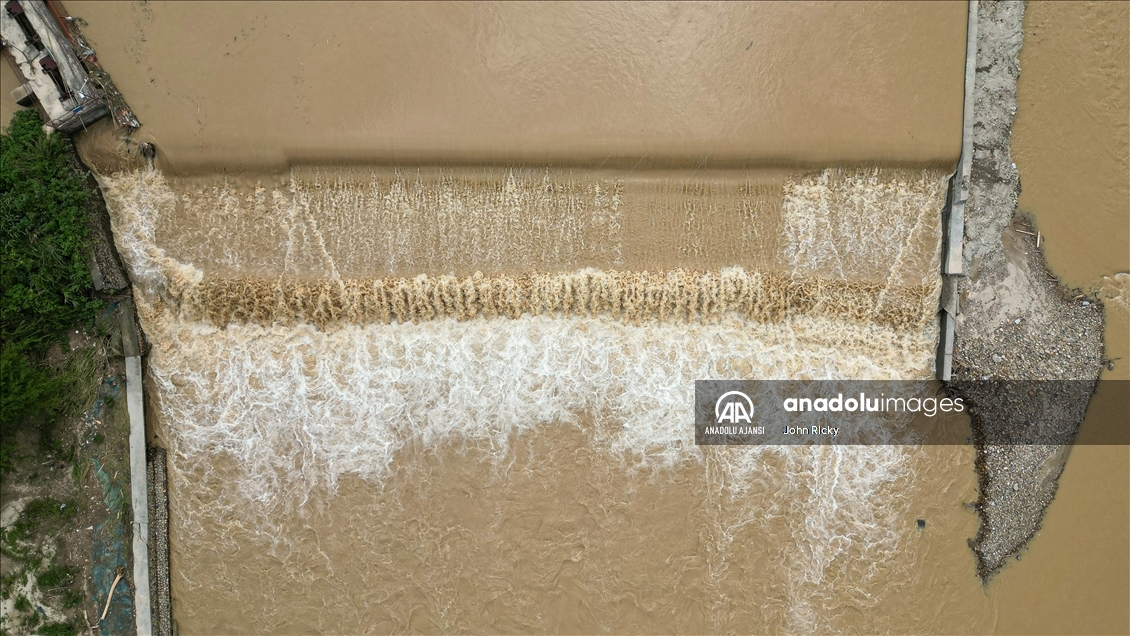 Çin'de yaşanan sele dönüşen şiddetli yağış Guangdong eyaletini vurdu