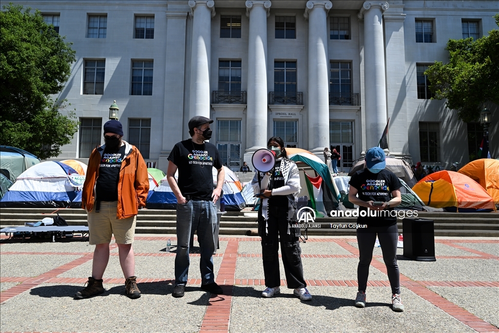UC Berkeley Üniversitesi öğrencilerinin Filistin'e destek gösterisi devam ediyor