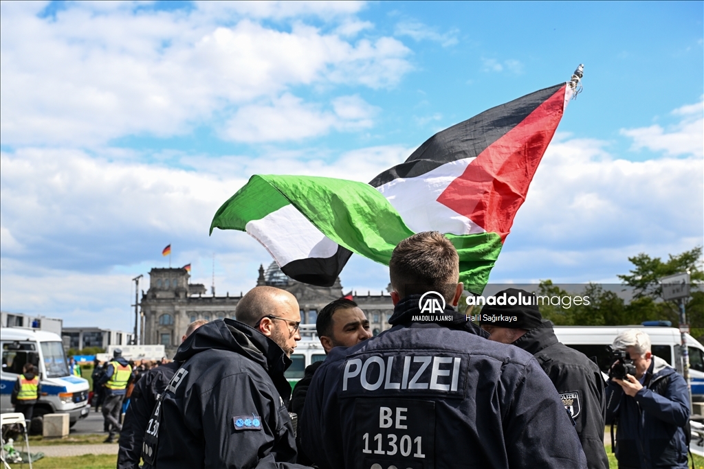 Berlin'de 'Gazze'ye destek' kampına polis müdahalesi