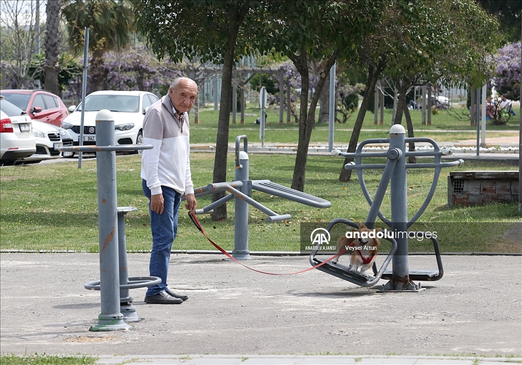 Samsun'da vatandaşlar hafta sonunda güneşli havanın tadını çıkardı