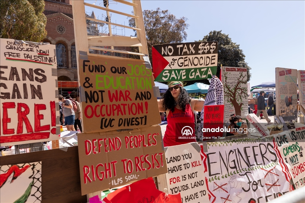 California Üniversitesi öğrencilerinin Filistin'e destek gösterisi devam ediyor