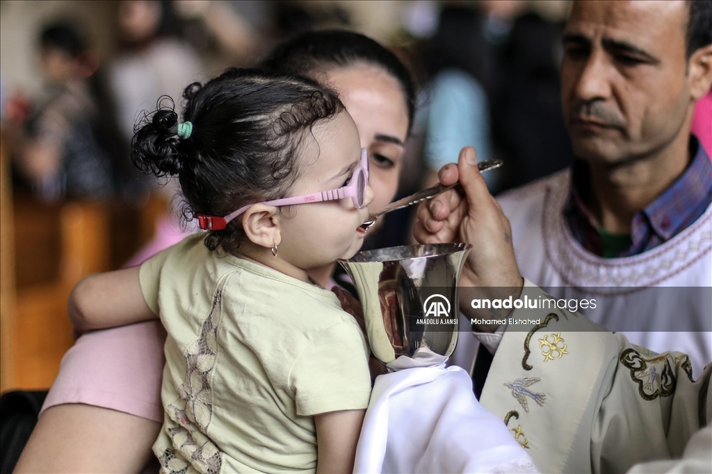 Kahire'dekii St.Samaan Kilisesi'nde "Palmiye Pazarı" ayini